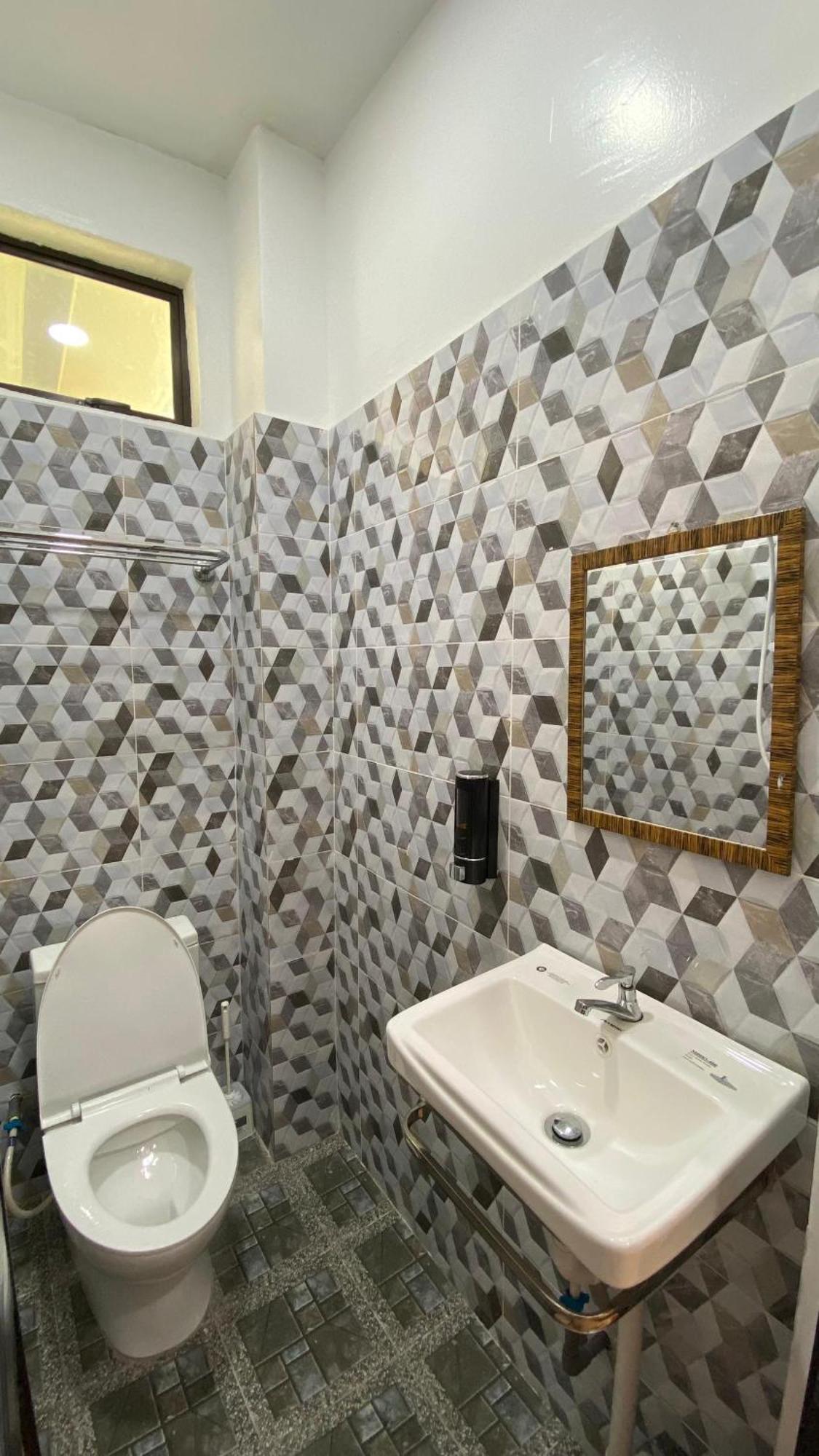 Eleven25 Roomstay Дунґун Екстер'єр фото